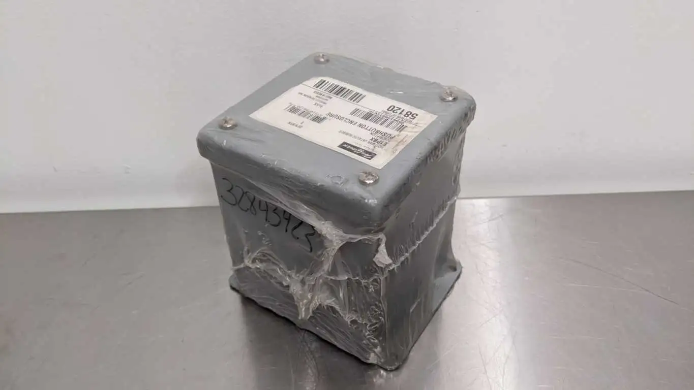 Hoffman E1PBX Pushbutton Enclosure 1PBx30.5mm 58120 - Image 4