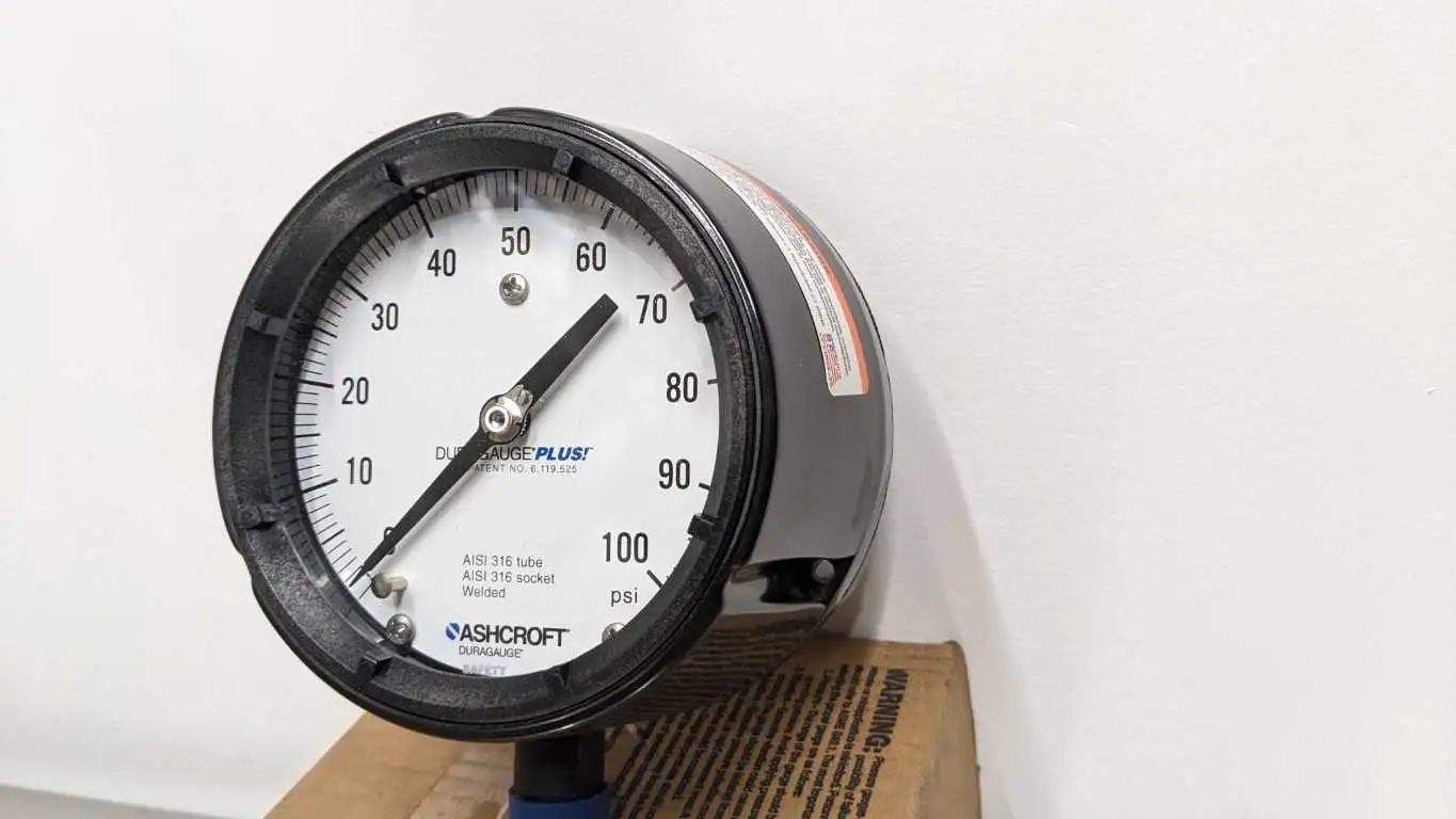 Ashcroft 45-1279-SS-04L-100# Pressure Gauge 100 Lb 4.5" 316 Tube/SKT - Image 3