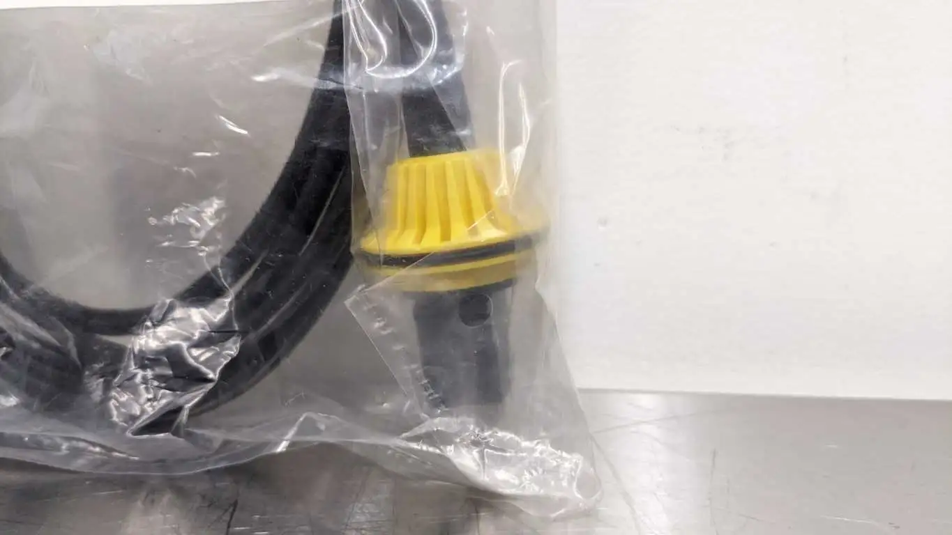Cognex 300-1122-3R Ethernet Cable DM8000-ECABLE-02 - Image 3