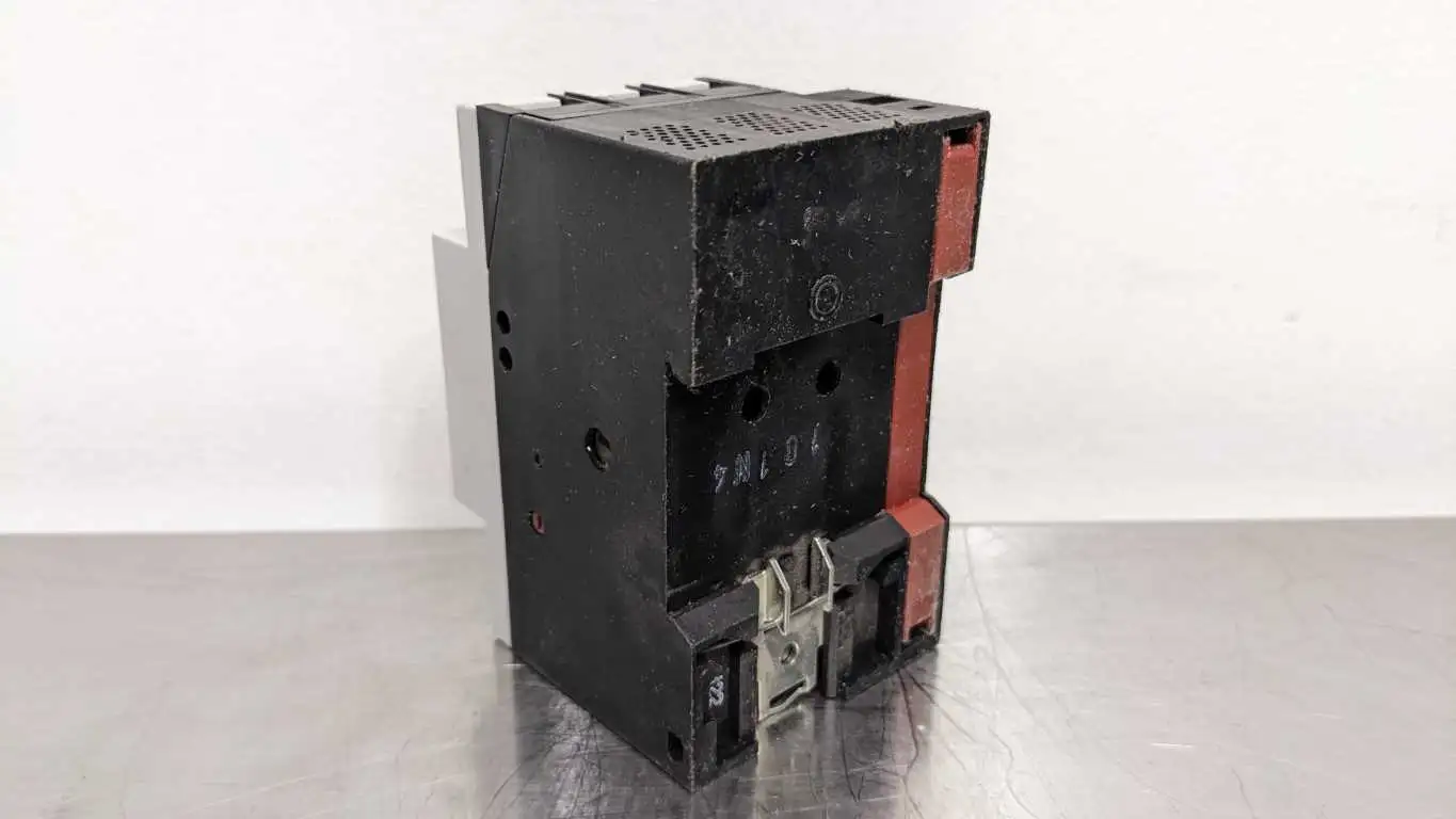 Siemens 3VU1300-1ML00 Circuit Breaker Motor Protector 208-230/460/575VAC - Image 3