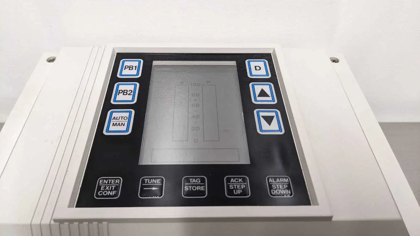 Moore 348EA2NN1BNNH14 Field Mounted Controller 90-250VAC 16161-242 Fieldpac - Image 3