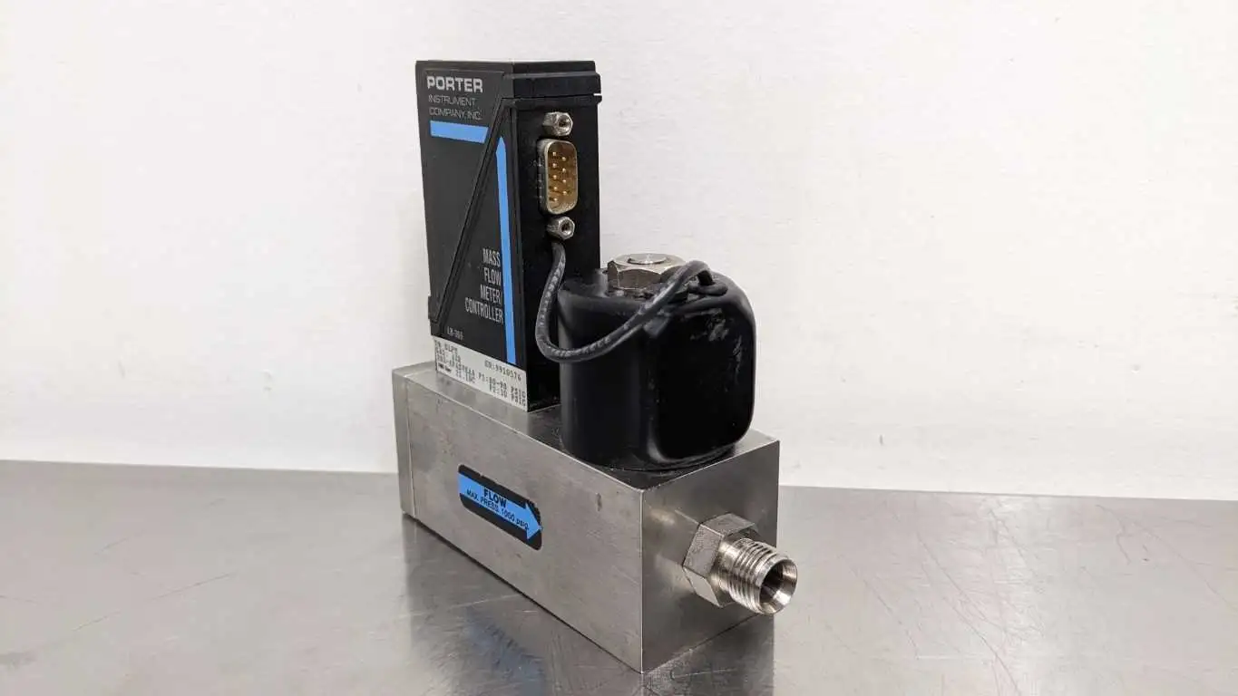 Porter LB-366 Mass Flow Meter Controller P1: 80-90PSIG P2: 30PSIG Flow: 1000PSIG Max 202-APASVEAA AIR 78 SLPM - Image 2