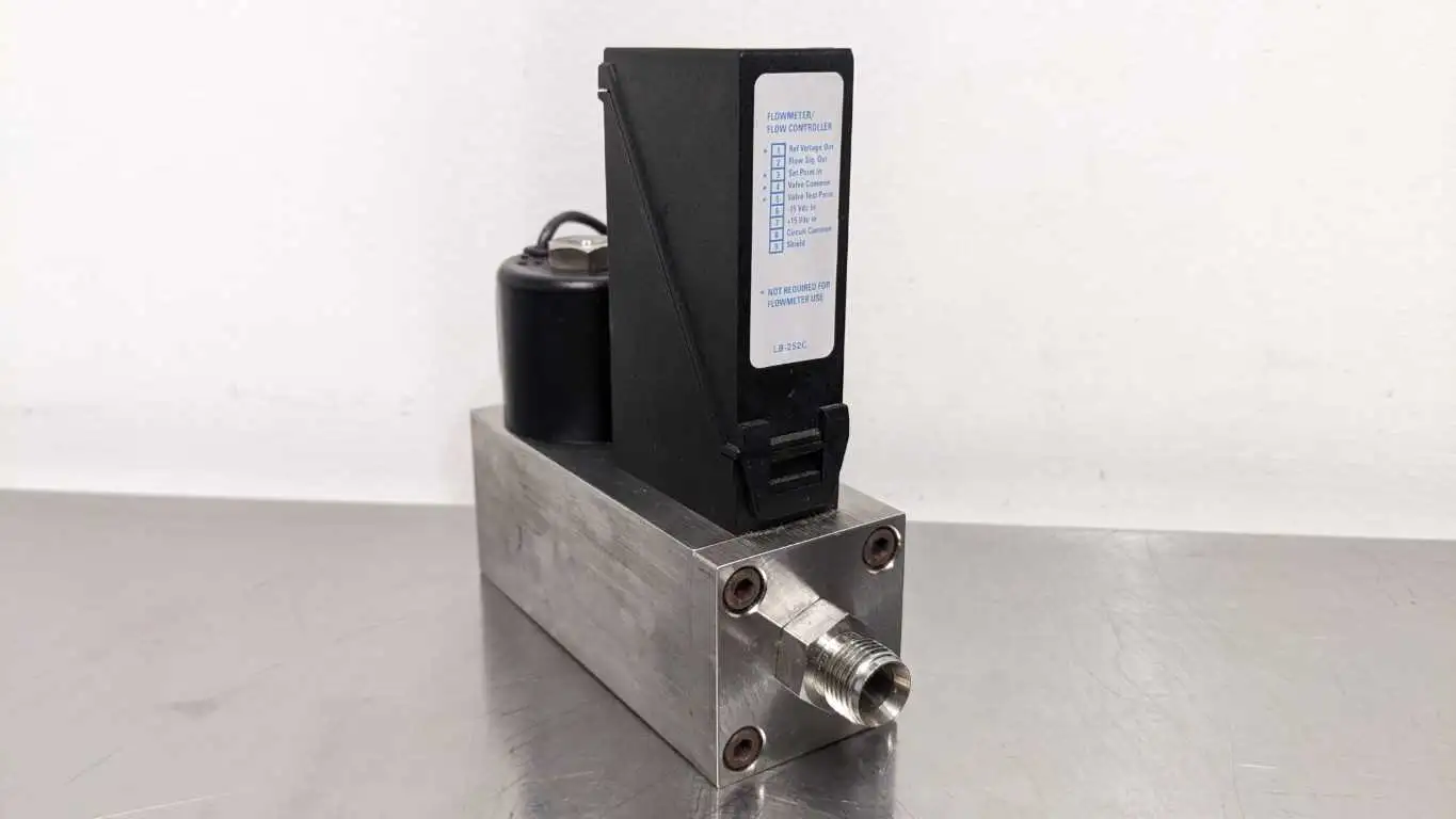 Porter LB-366 Mass Flow Meter Controller P1: 80-90PSIG P2: 30PSIG Flow: 1000PSIG Max 202-APASVEAA AIR 78 SLPM - Image 3
