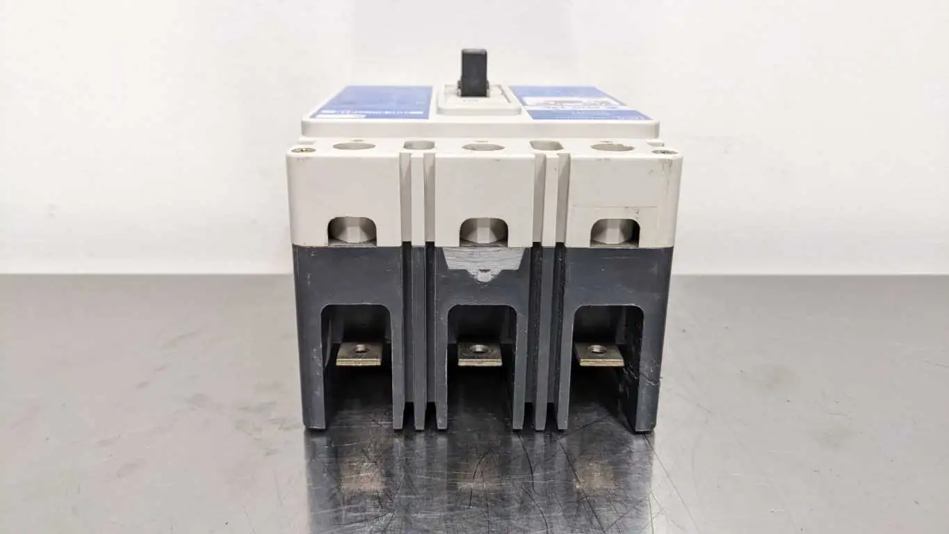 Cutler-Hammer EHD3060 Circuit Breaker EHD 14k 3 Pole 480VAC 250VDC - Image 10