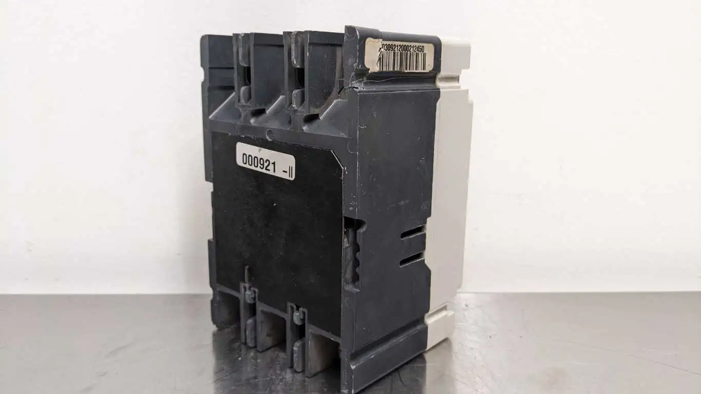 Cutler-Hammer EHD3060 Circuit Breaker EHD 14k 3 Pole 480VAC 250VDC - Image 3