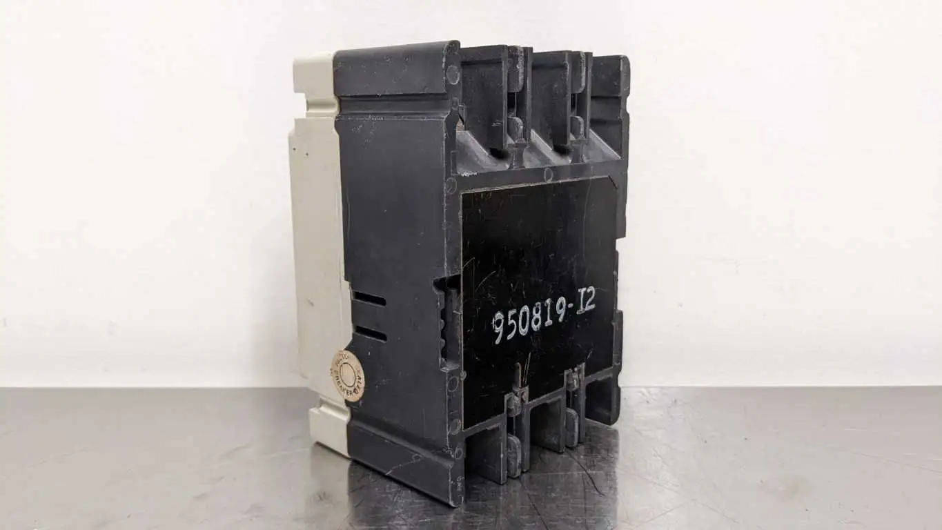 Cutler-Hammer EHD3070 Circuit Breaker EHD 14k 3 Pole 480VAC 250VDC - Image 4