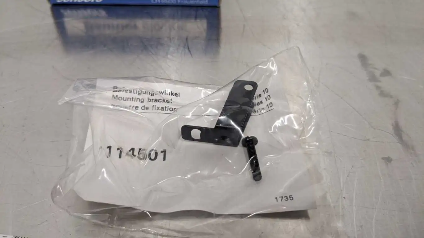 Baumer FHDK 10N1196/KS35A Photo Electric Sensor Adjustable Switching Distance CH-8500 - Image 8