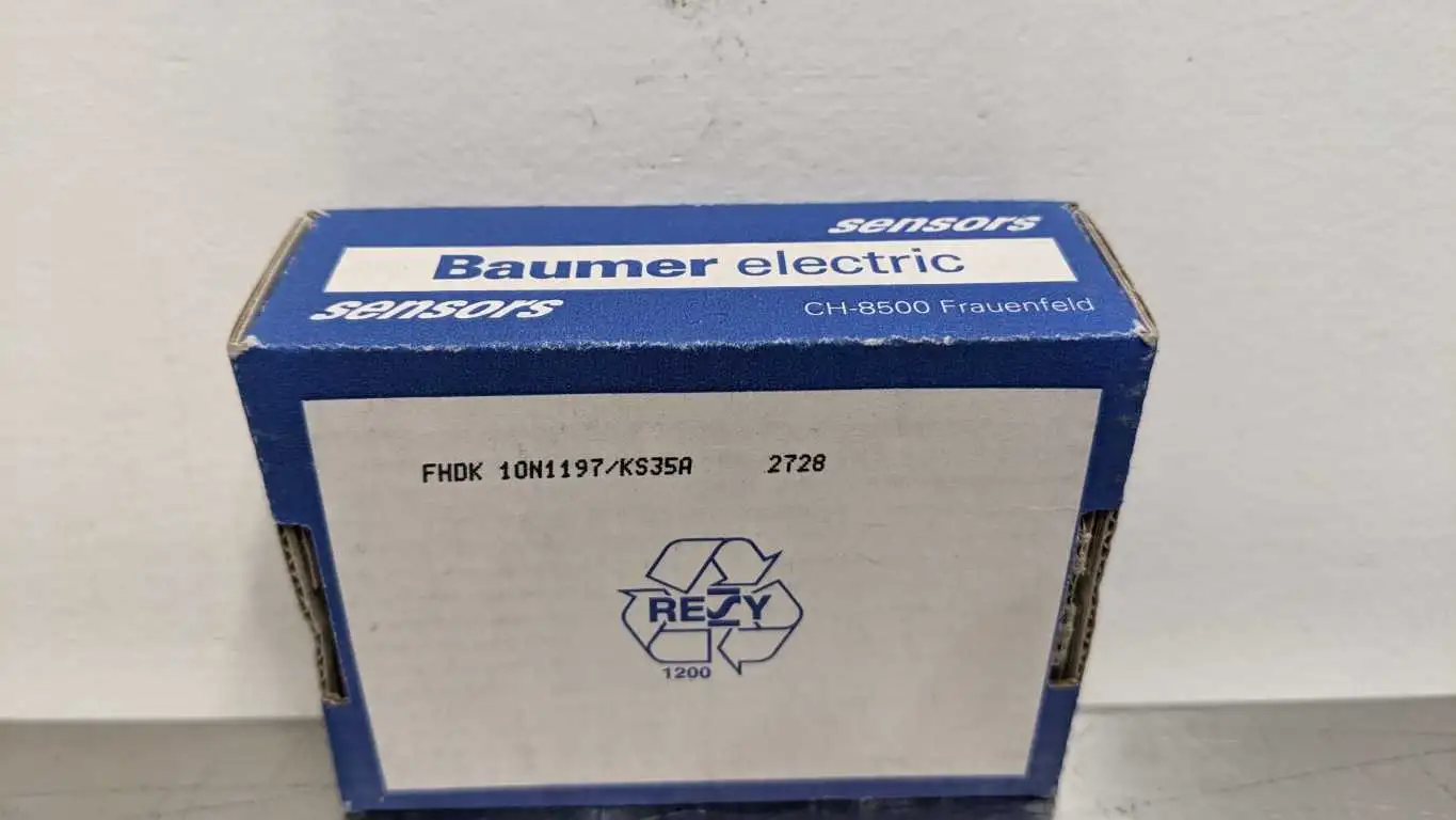 Baumer FHDK 10N1197/KS35A Photo Electric Sensor Adjustable Switching Distance CH-8500 - Image 11