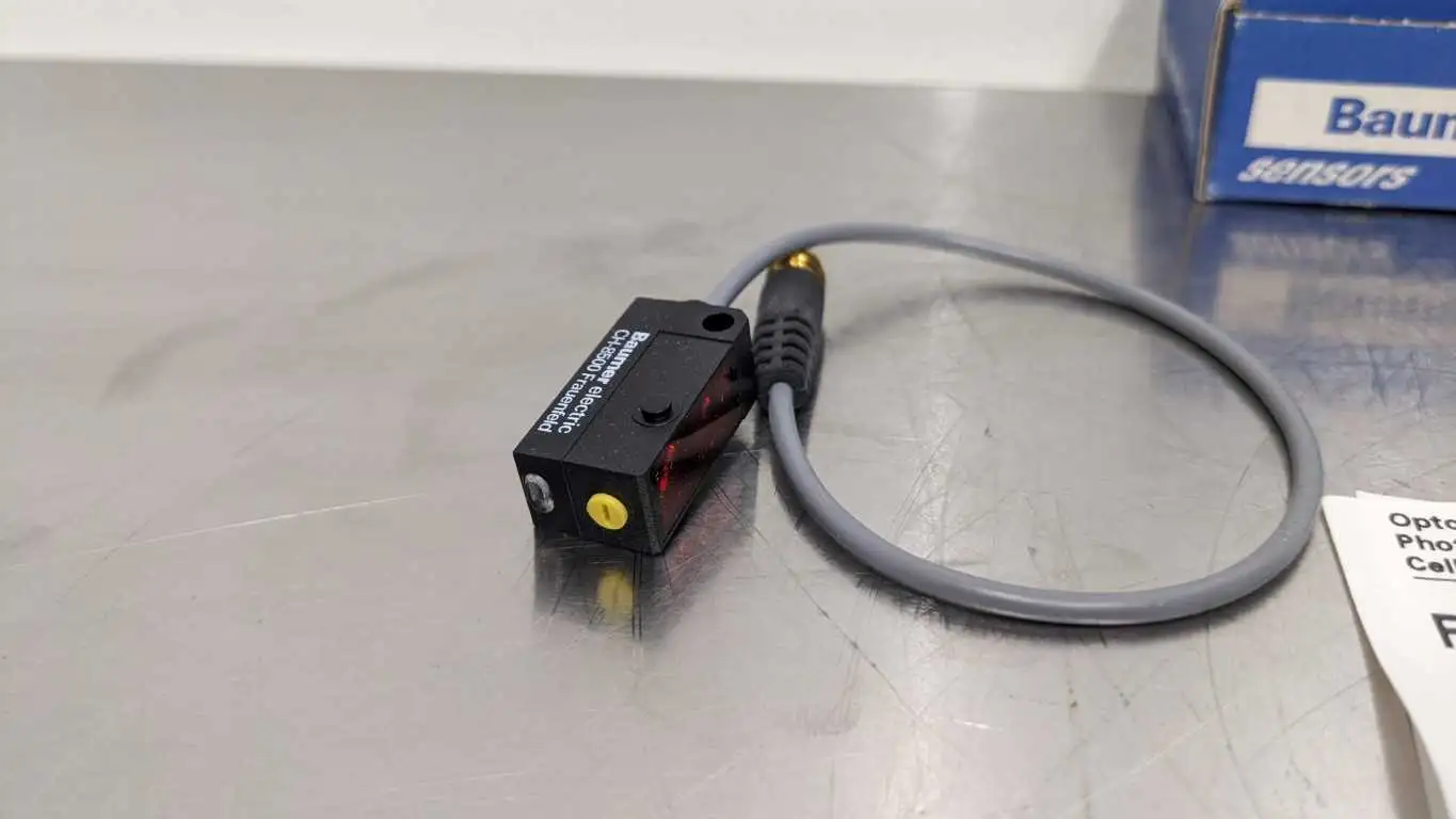 Baumer FHDK 10N1197/KS35A Photo Electric Sensor Adjustable Switching Distance CH-8500 - Image 6