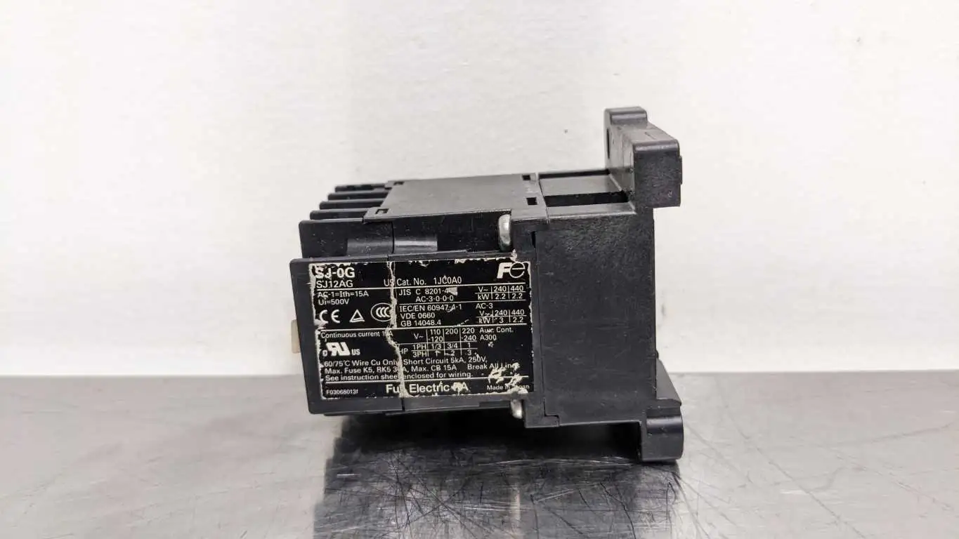 Fuji SJ-0G Magnetic Contactor 24VDC Coil 15A 500VAC 15A SJ12AG - Image 2