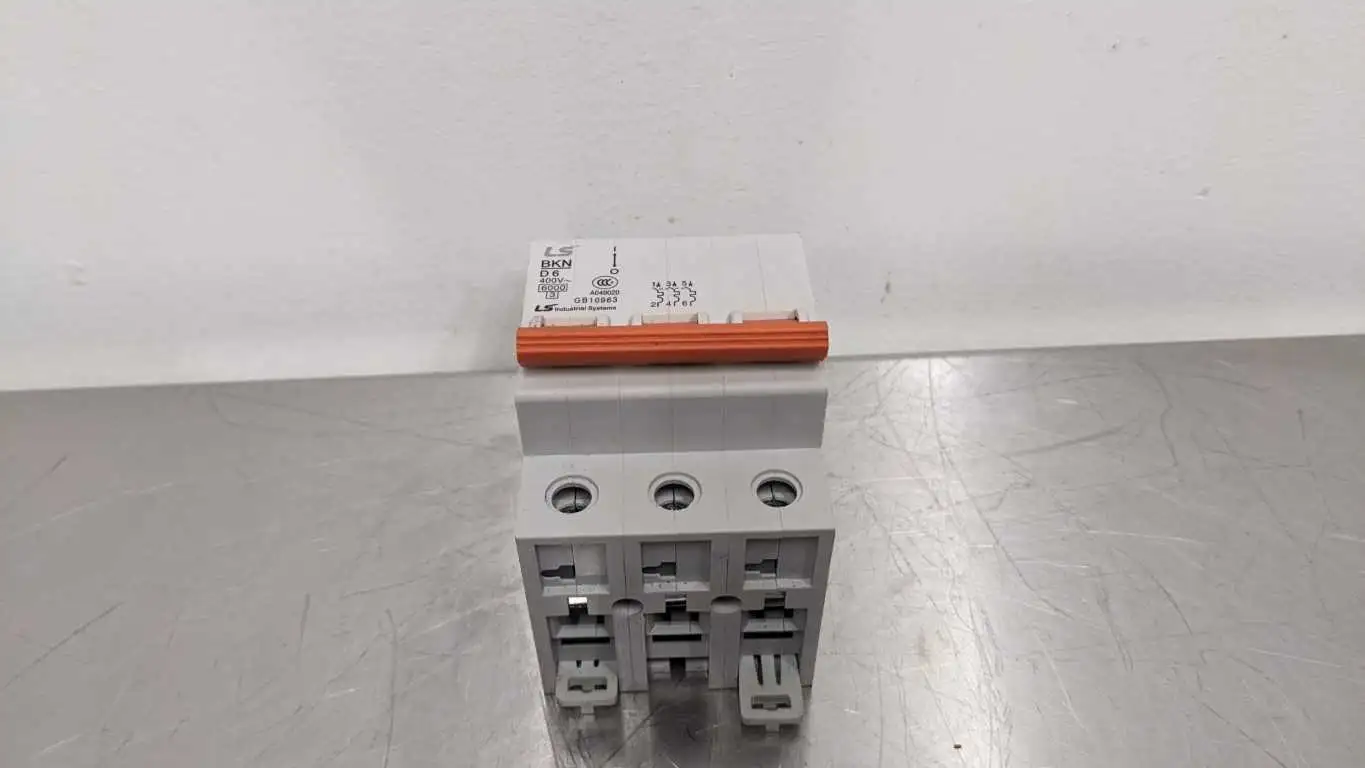 LS Industrial MEC BKN D 6 Miniature Circuit Breaker 6A 400VAC 6A 400VAC 3 Pole - Image 2