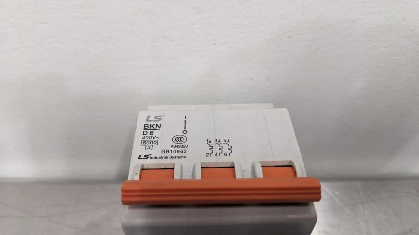 LS Industrial MEC BKN D 6 Miniature Circuit Breaker 6A 400VAC 6A 400VAC 3 Pole - Image 3