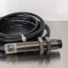 Eaton E57LAL12A2E Inductive Sensor 20-250VAC 250mA Tubular Housing - Image 3