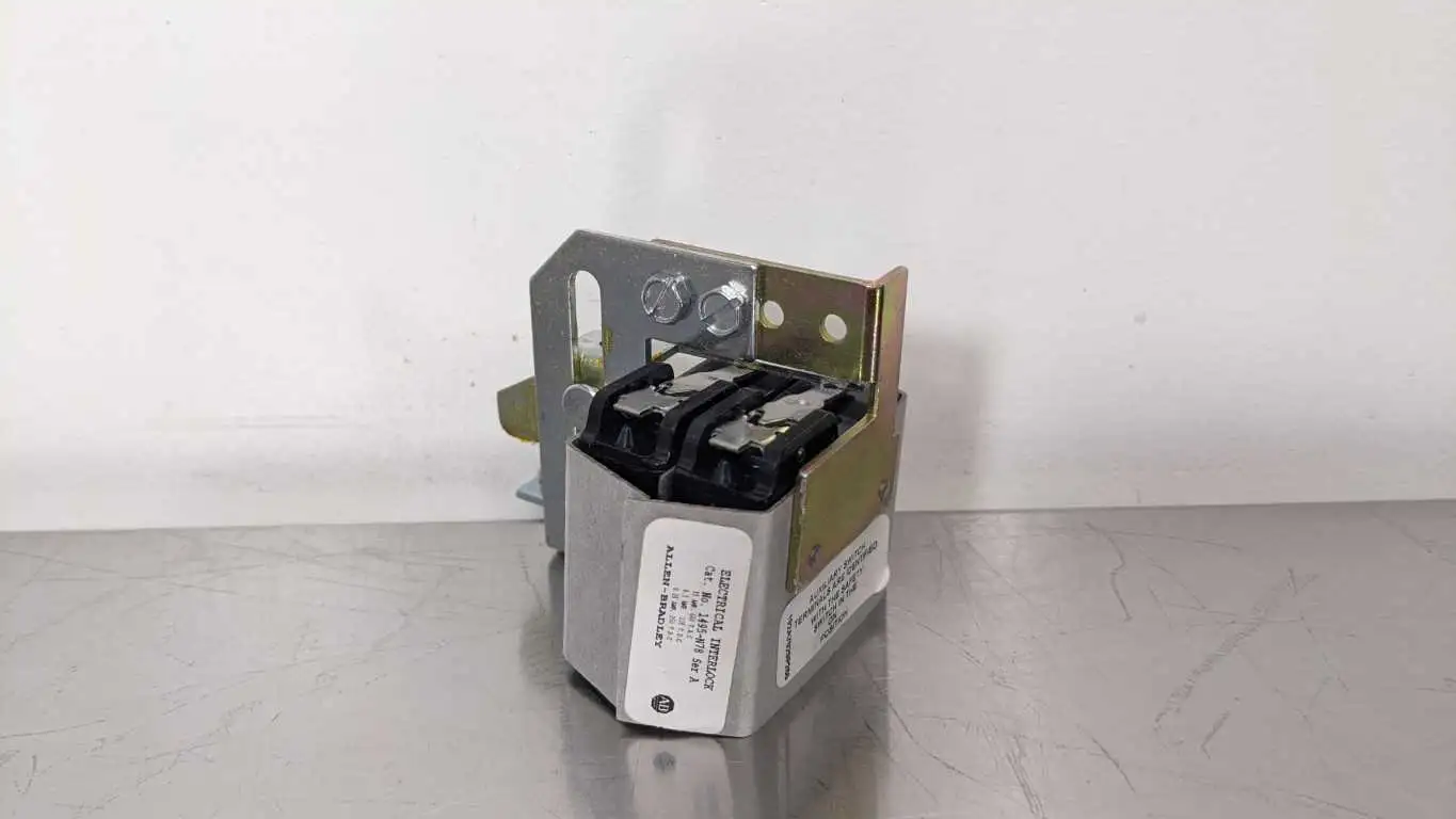 Allen-Bradley 1495-N78 Electrical Interlock Ser A 15A Auxiliary Contact SAL9 46! - Image 2