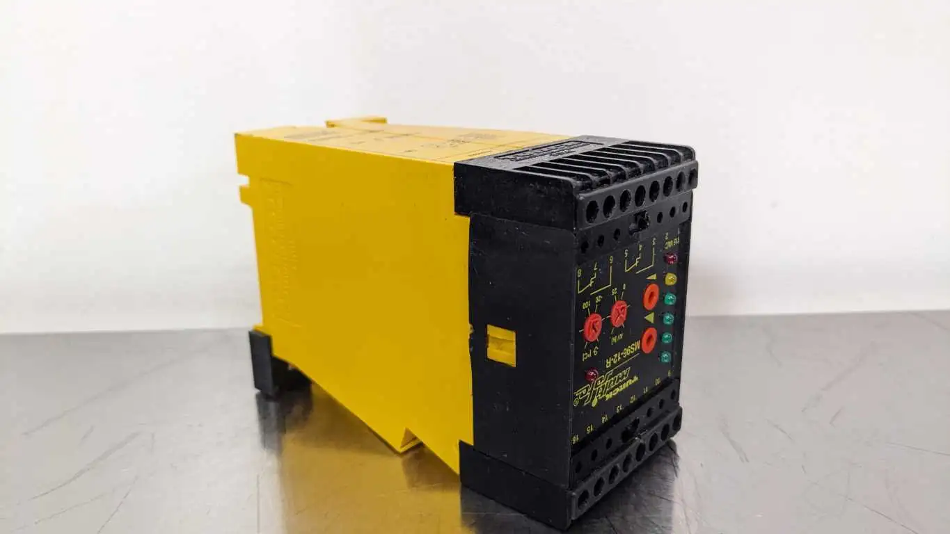 Turck MS96-12-R Flow Monitoring Control Circuit 115 VAC - Image 5