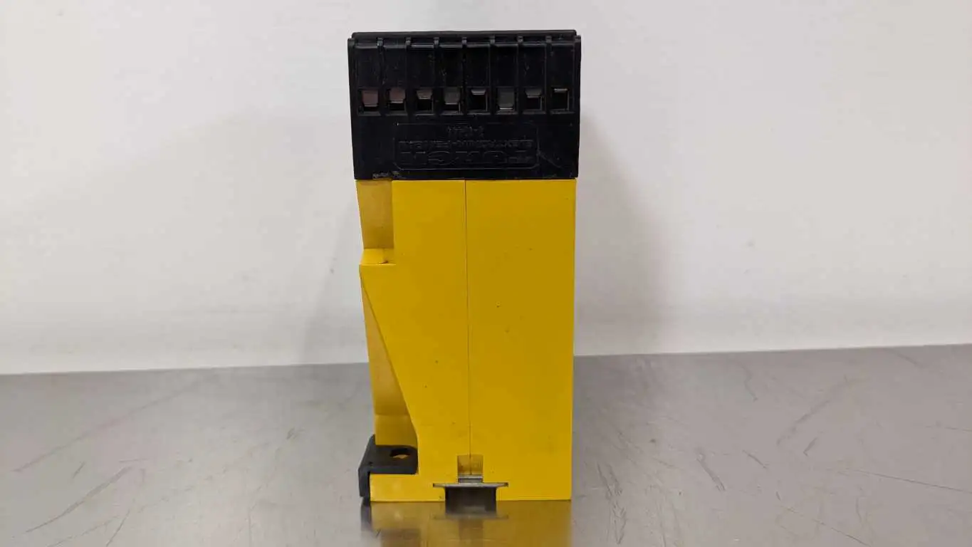 Turck MS96-12-R Flow Monitoring Control Circuit 115 VAC - Image 7