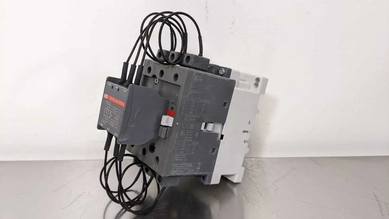 ABB UA75-30-00RA Contactor 220-230/230-240VAC 1SBL411024R8000 - Image 2