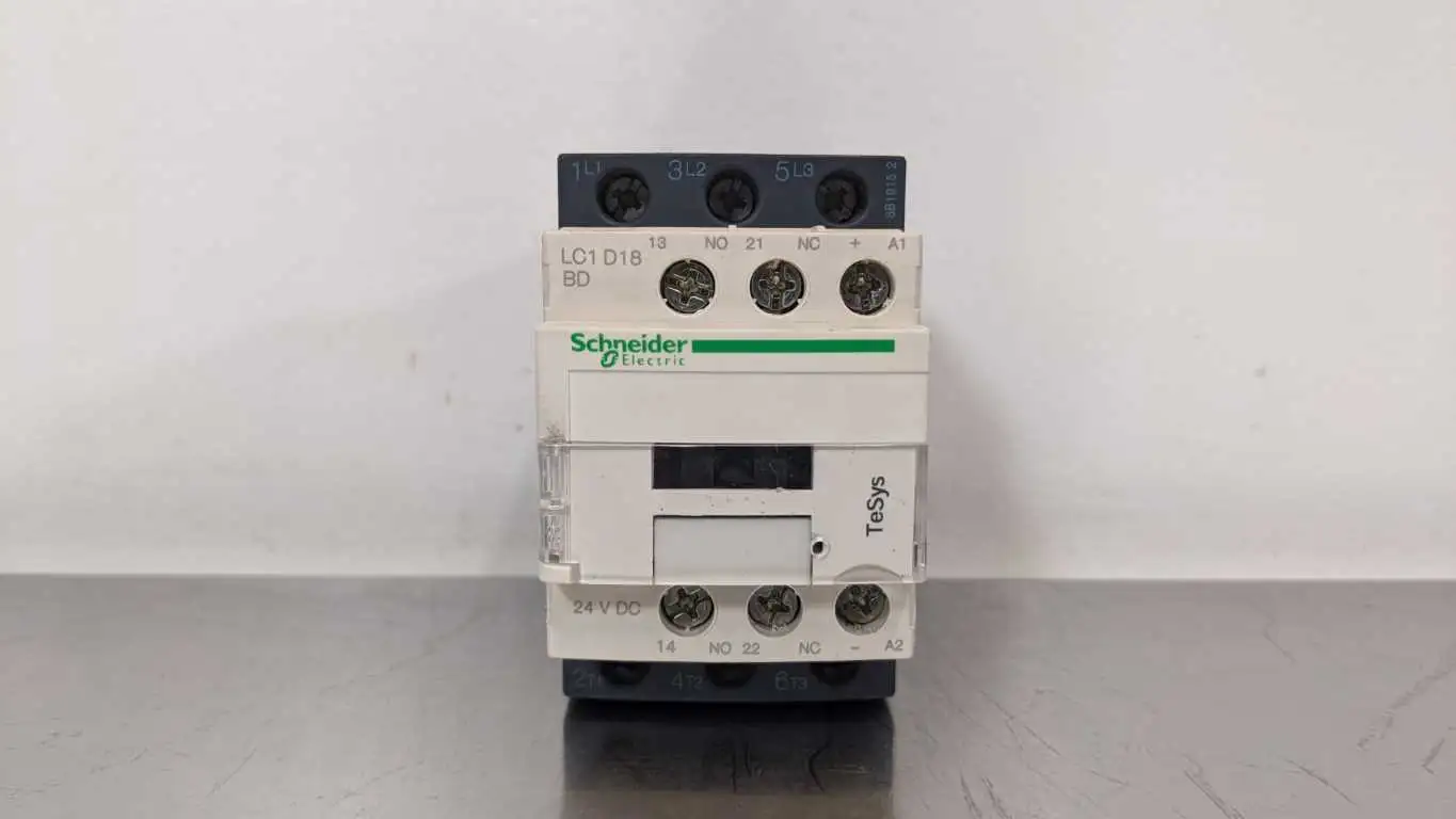 Schneider Electric LC1D18 Contactor 24VDC Coil - Image 4