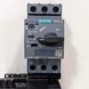 Siemens 3RA2210-1EA152BB4 Reversing Combination Starter 2.8-4A S00 - Image 2