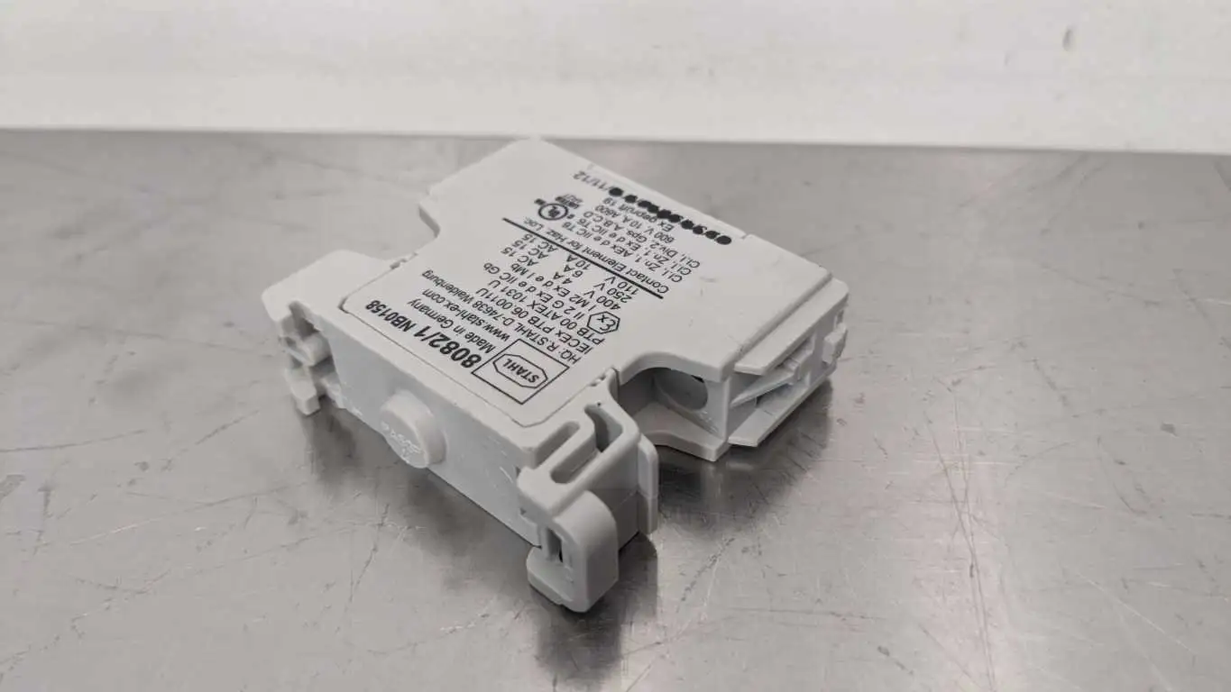 Stahl 8082/1 Contact Element 110/250/400VAC 10/6/4A NB0158 Hazardous Locations - Image 3