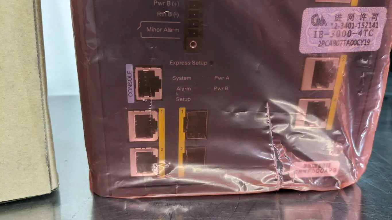 Cisco IE-3000-4TC Switch 4 Port 10/100 + 2 T/SFP - Image 6