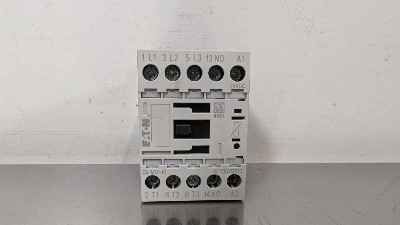 Eaton DILM12-10 Contactor 24VDC 400V XTCE012B10TB Moeller - Image 3