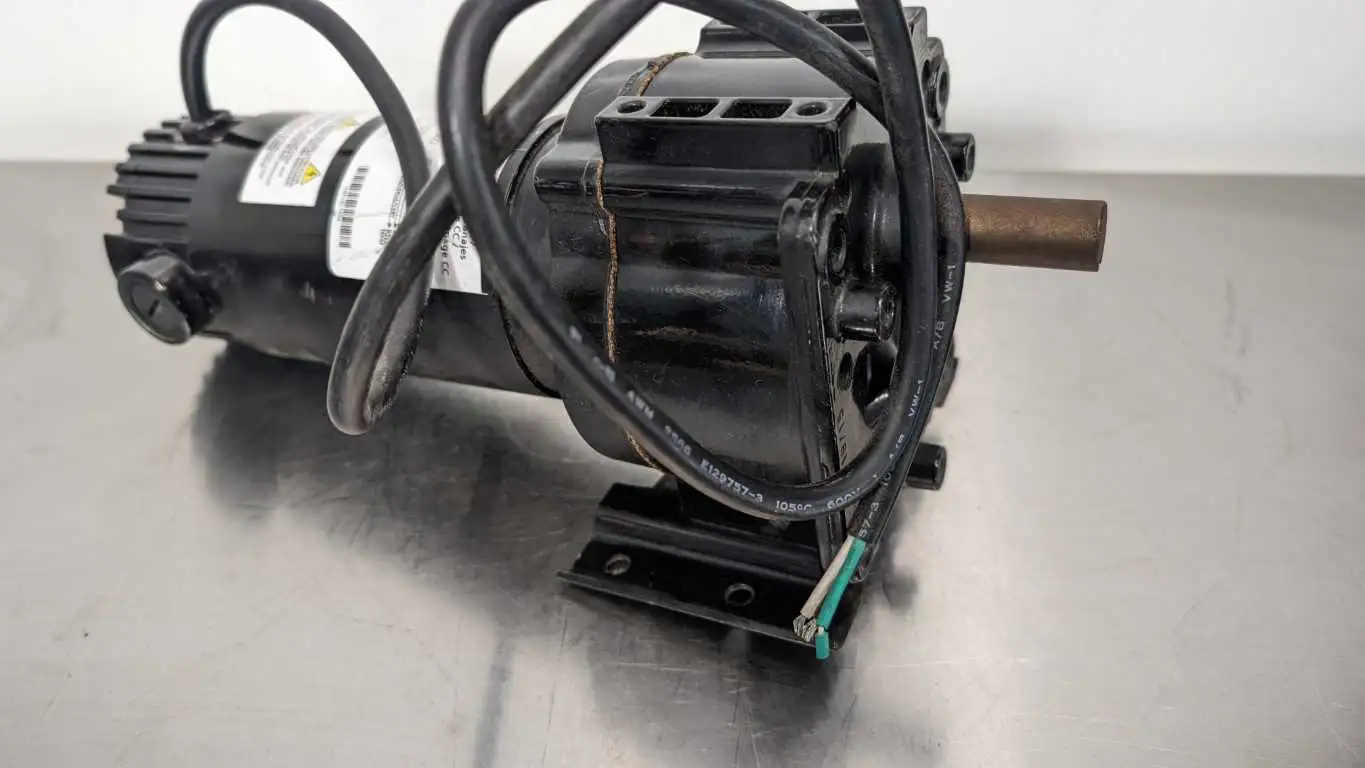 Dayton 4Z130C DC Gearmotor 1/8 - 1/6HP 81.1:1 22/33 RPM 90/130VDC - Image 3