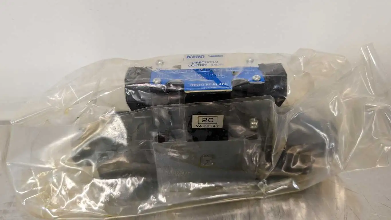 Tokyo Keiki DG4V-3-2C-M-P2-B-7-B16-56 Directional Control Valve Tokimec - Image 2