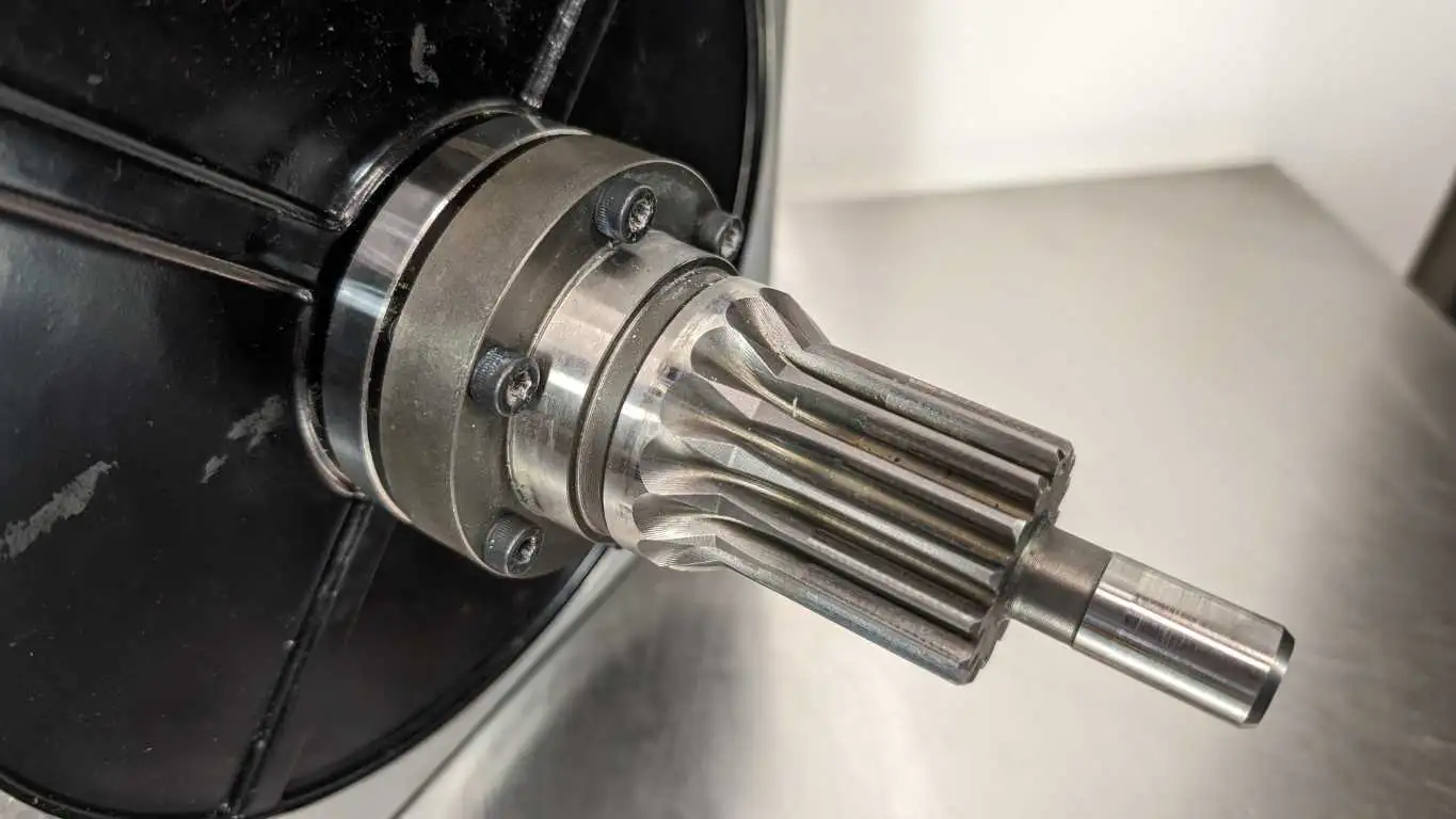 Nachi MFMA452D5V3 AC Servo Motor 2000 RPM 4.5kW 4.5kW - Image 10