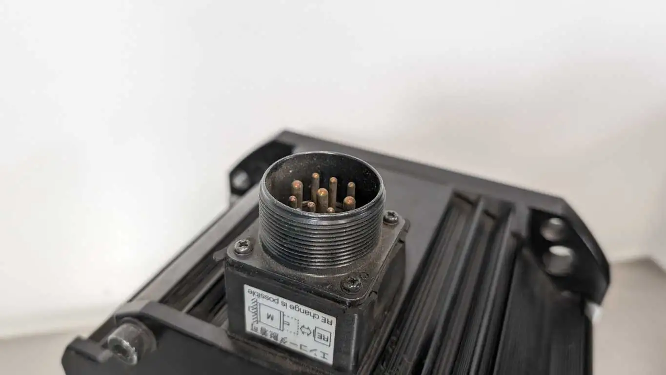 Nachi MFMA452D5V3 AC Servo Motor 2000 RPM 4.5kW 4.5kW - Image 4