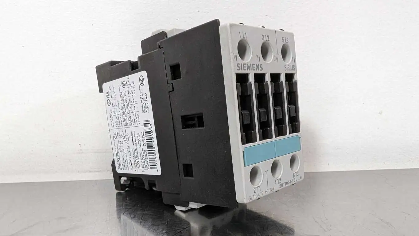 Siemens 3RT1024-1BB40 Contactor 24VDC Coil 400VAC 12A 12A 400V S0 - Image 3