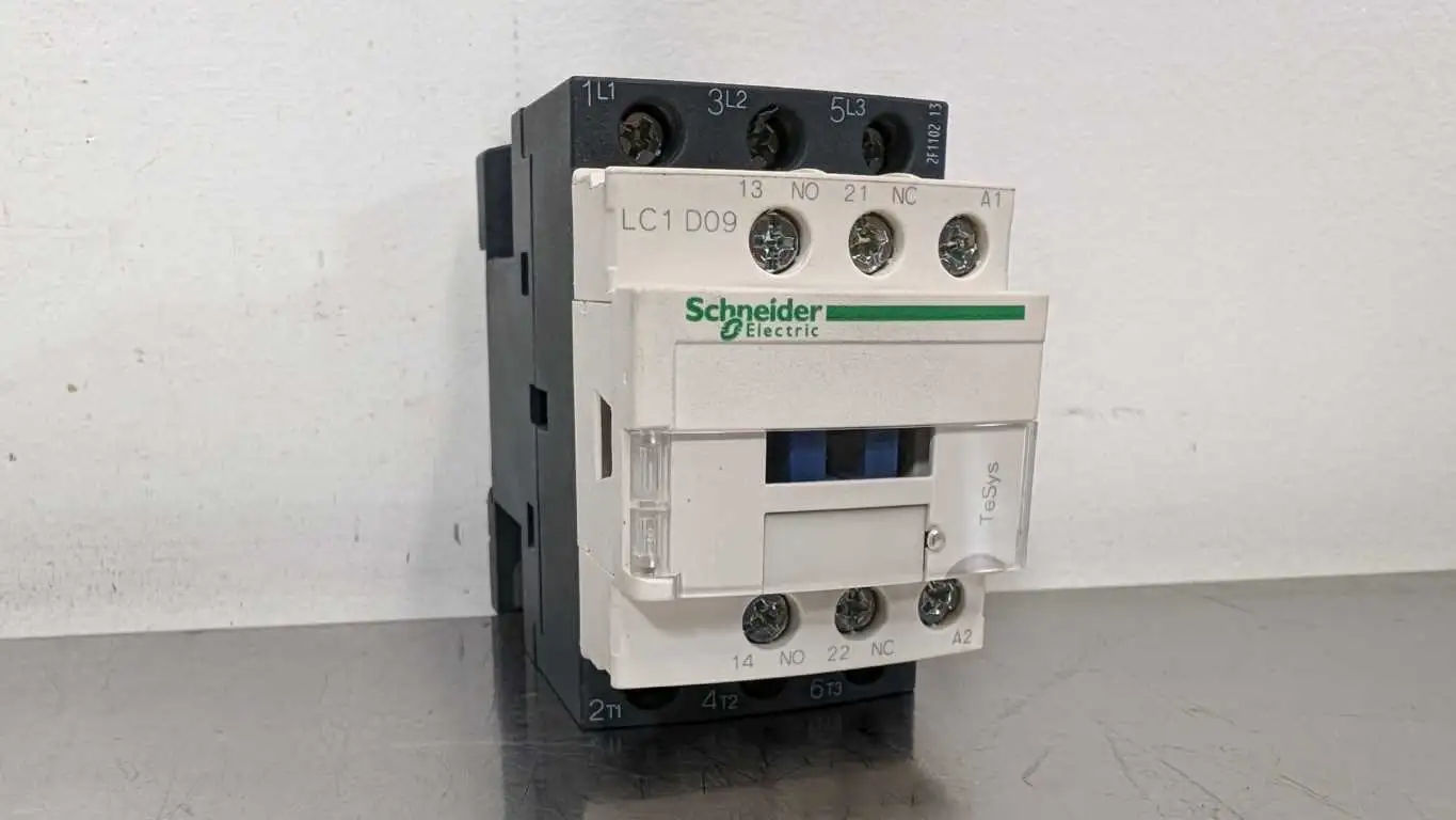 Schneider Electric LC1D09LE7 Contactor 208VAC Coil Coil 230/400/500-690VAC - Image 3