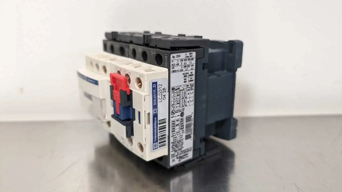 Telemecanique LC2D12G7 Reversing Contactor 120VAC Coil Coil Square D - Image 3