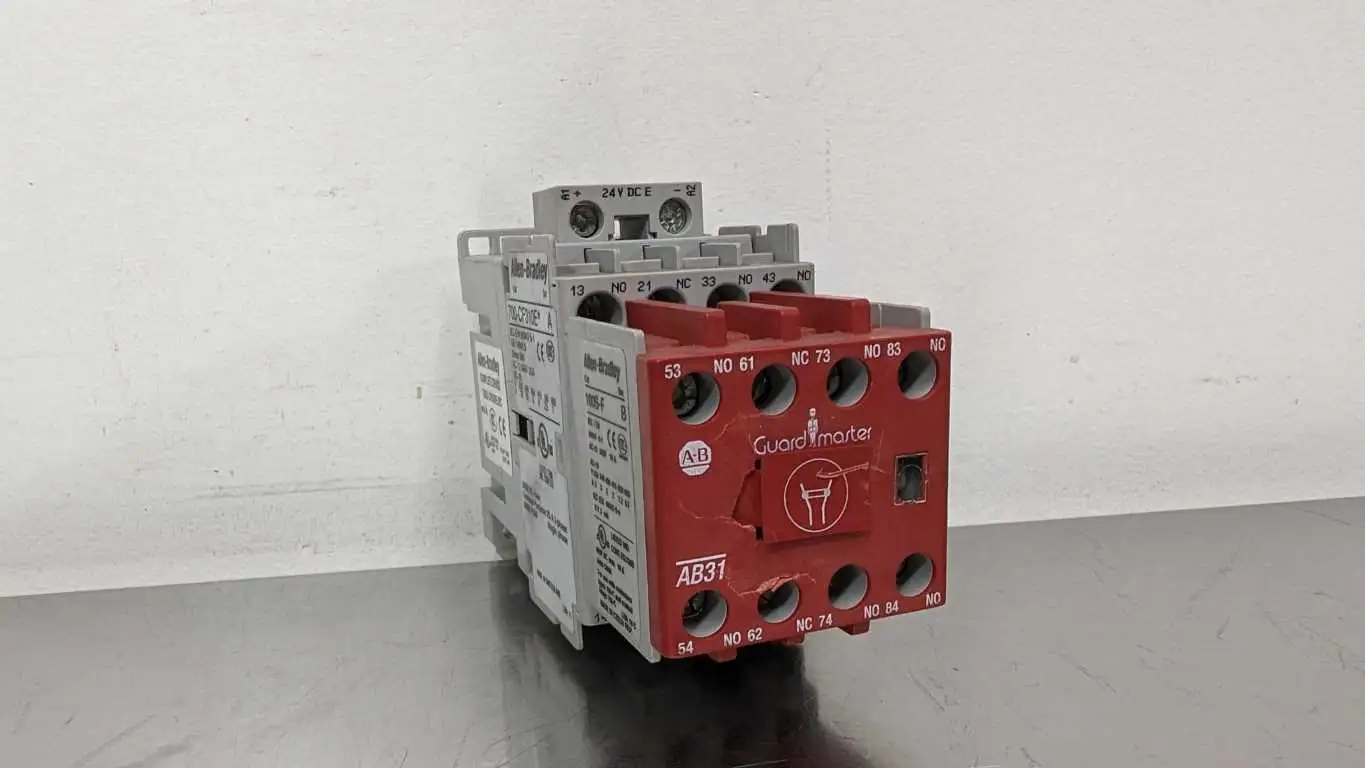 Allen-Bradley 700S-CF620EJBC Safety Contactor Ser A