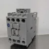 Allen-Bradley 100-C16B10 Contactor Ser B 1NO 440/480VAC Coil Aux Cont 3 Main Poles - Image 2