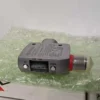 Keyence LR-ZB240CB Photoelectric Sensor 25-240mm Self-Contained CMOS Laser - Image 2