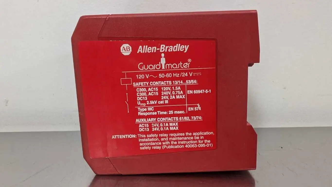 Allen-Bradley 440R-ZBR520AZ1 Safety Relay Ser A 25 ms 120VAC, 24VDC Guardmaster - Image 2