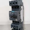 Siemens 3RV2711-1HD10 Circuit Breaker 8A 3 Pole - Image 2