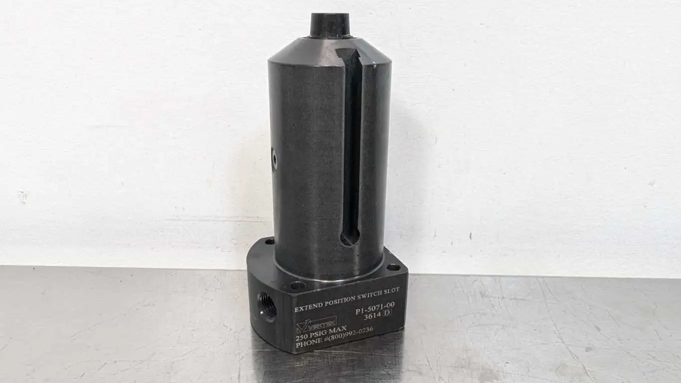 Vektek P1-5071-00 Swing Clamp Bottom Flange 250 PSIG Max