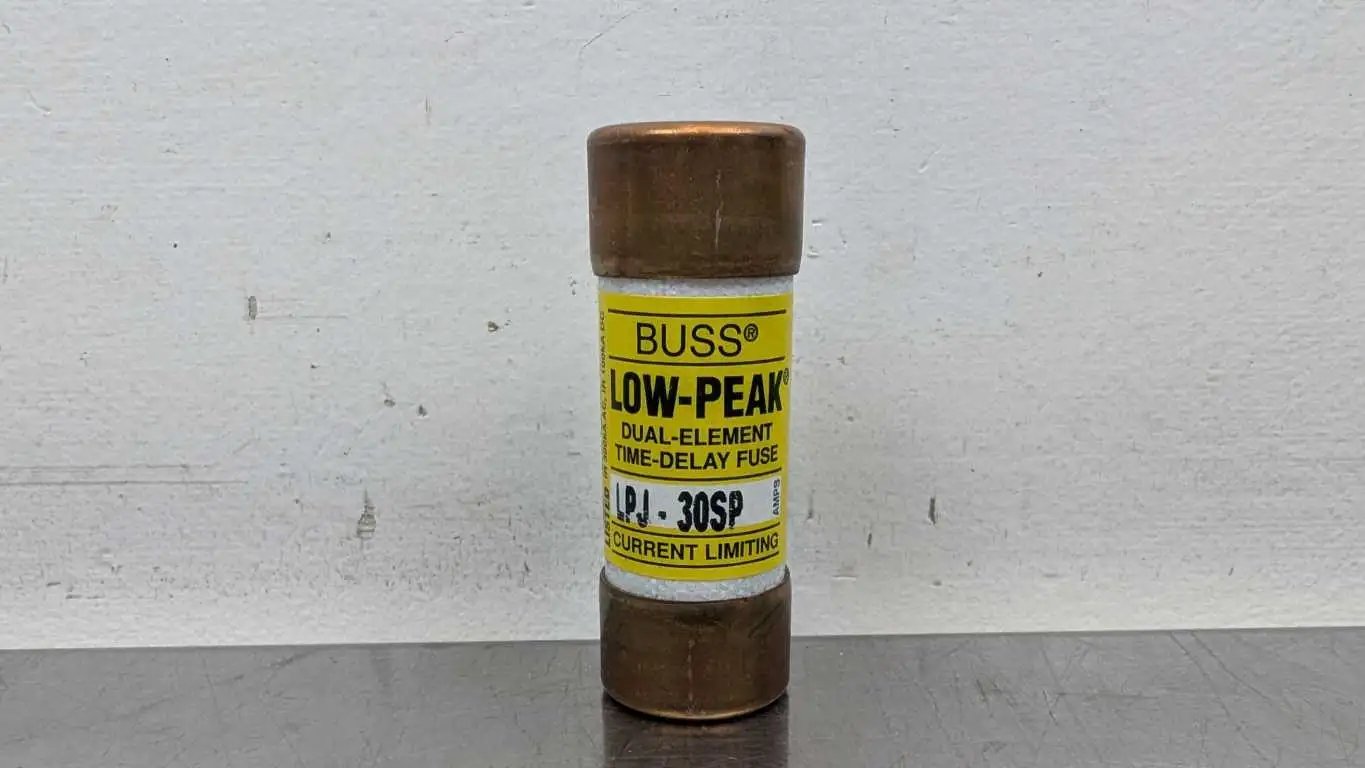Bussmann LPJ-30SP Dual-Element Time Delay Fuse Low-Peak 600VAC/300VDC 30A