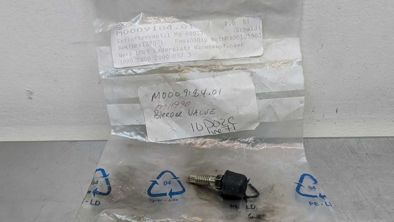 Schmidt M6 R0033 Bleeder Valve M0009184.01