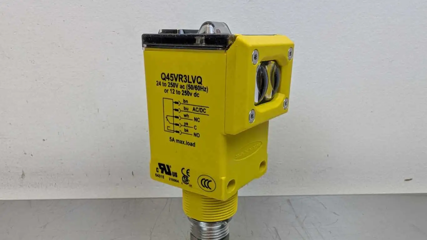 Banner Q45VR3LVQ Rugged Rectangle Sensor 54315 0.08-9m 12-250VDC/24-250VAC - Image 2