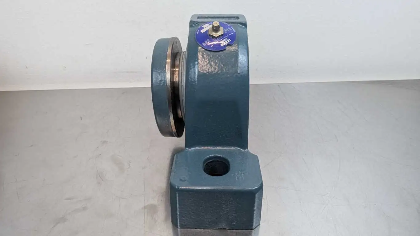 Dodge P2B-S2-203L Pillow Block Bearing 070326 2-3/16" ID - Image 3