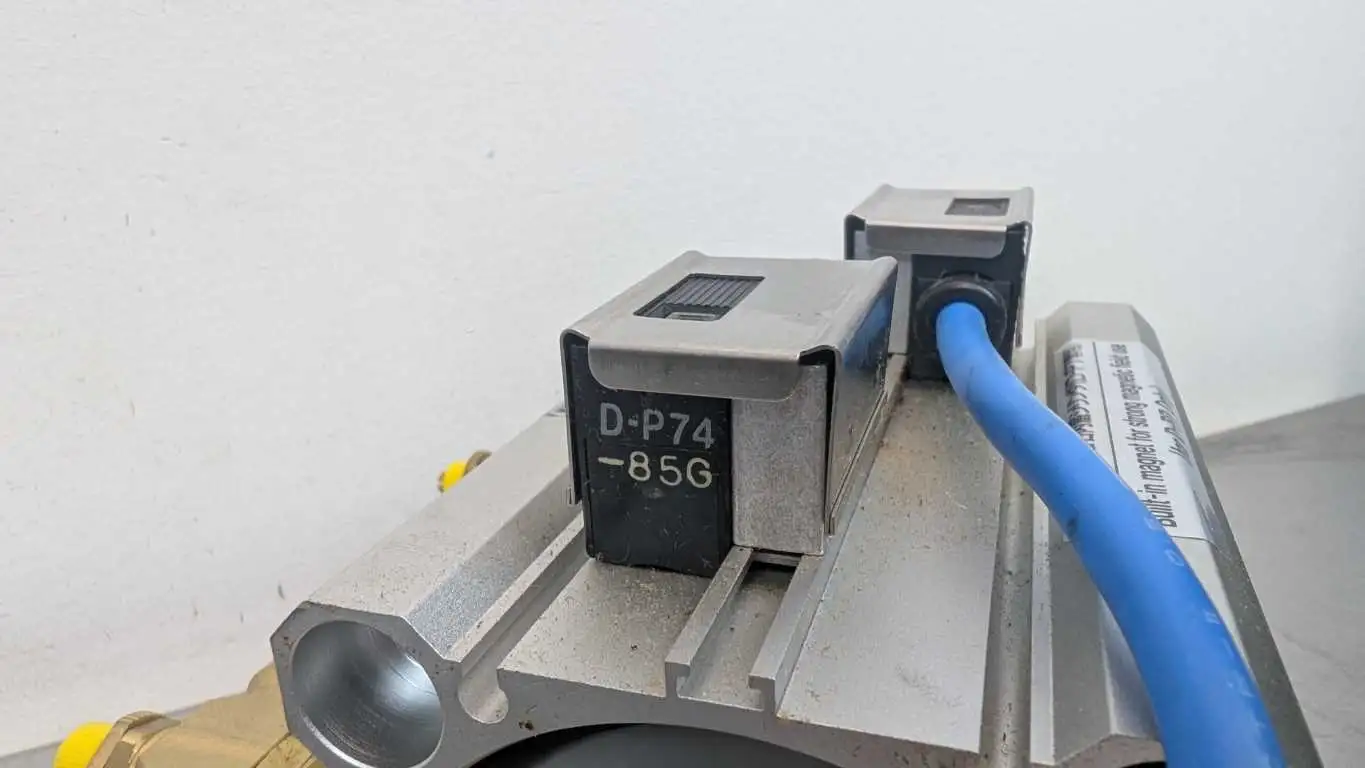 SMC CDQ2BP60-50D-P74-85G-X657 Pneumatic Compact Cylinder - Image 3