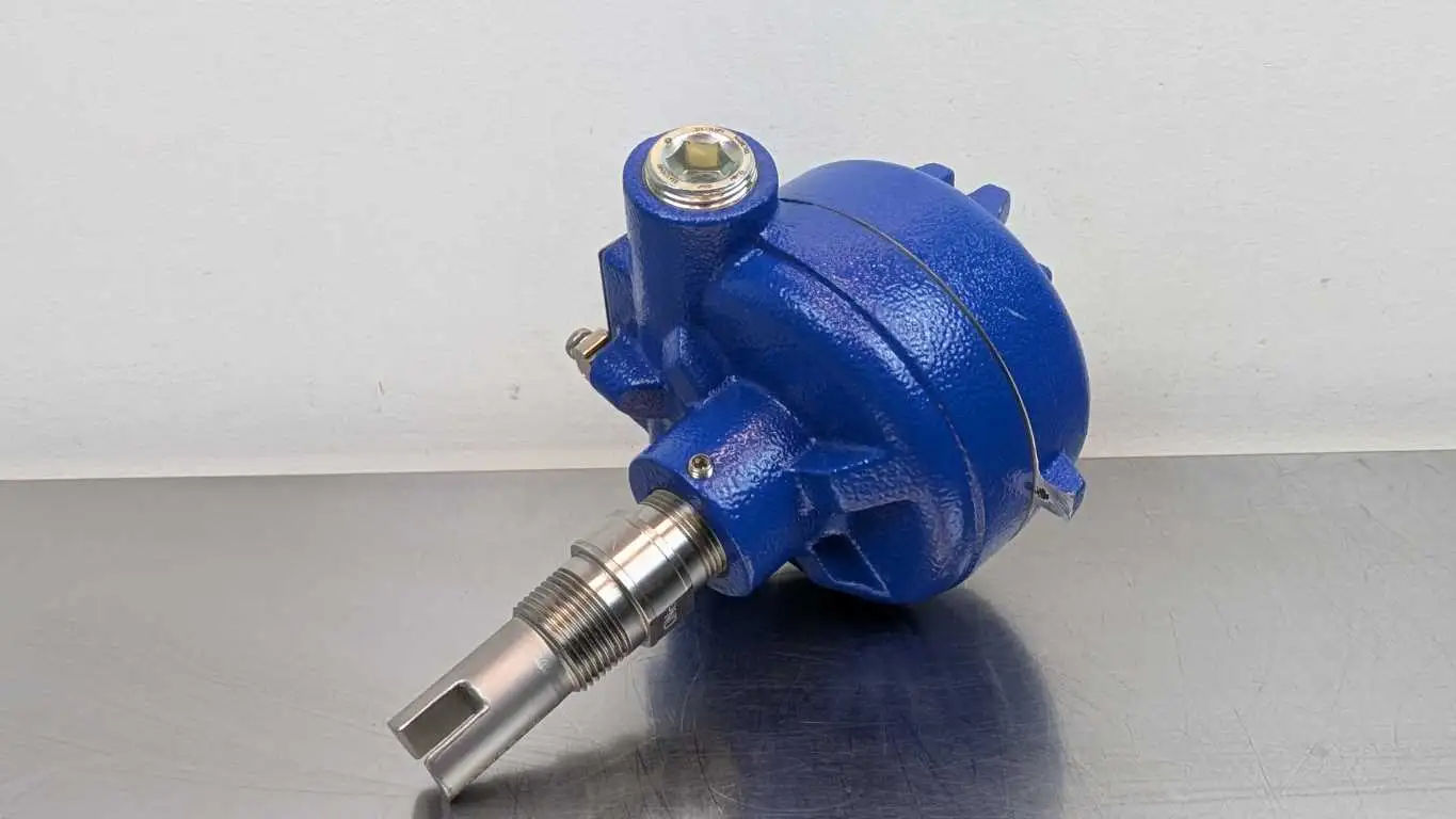 Magnetrol 910-P1A0-001 Ultrasonic Level Switch 800 PSIG 120VAC - Image 2