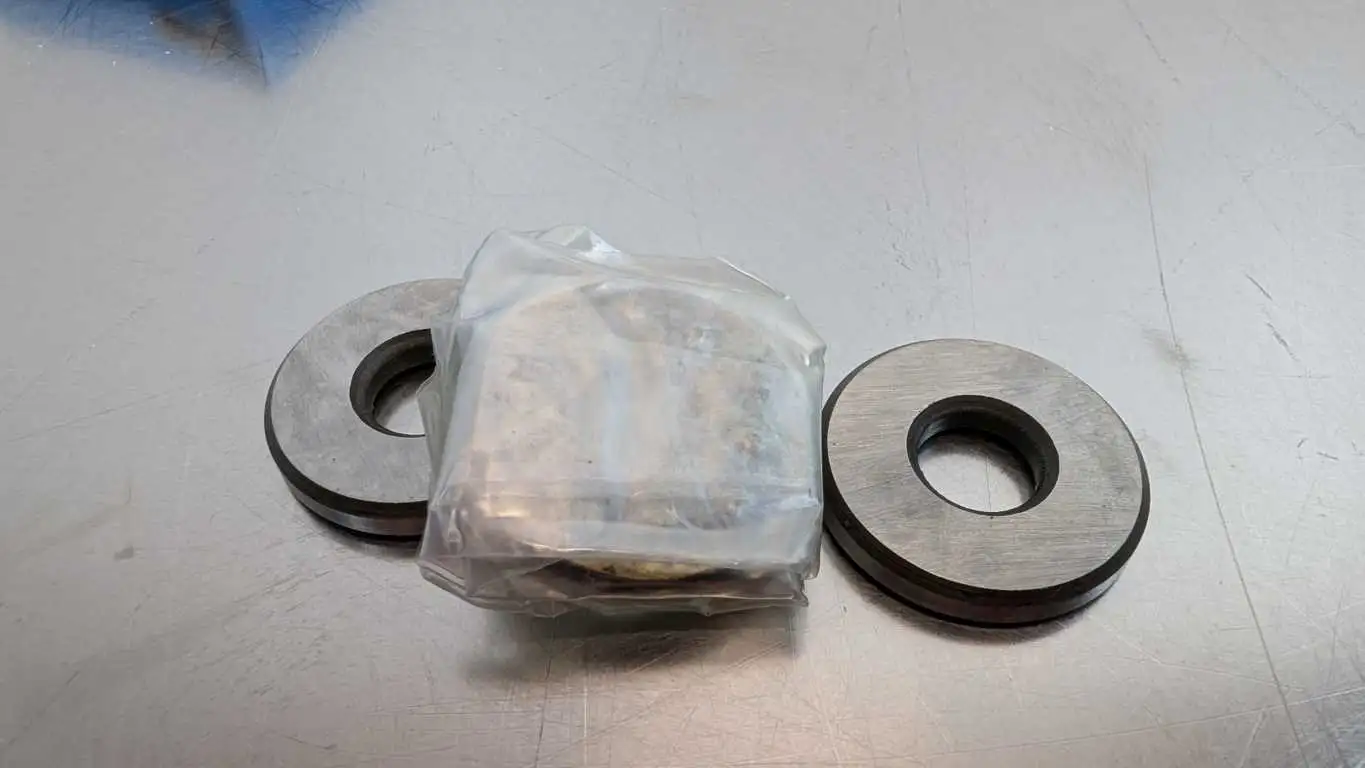 Andrews FT011 Thrust Ball Bearing 3/8" ID 1" OD apprx - Image 2