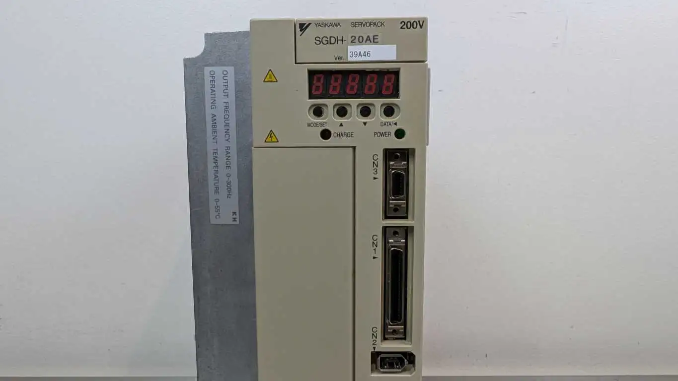 Yaskawa SGDH-20AE Servo Drive ServoPack 0-300Hz 200-230VAC 12A to 0-230VAC 18.5A - Image 3