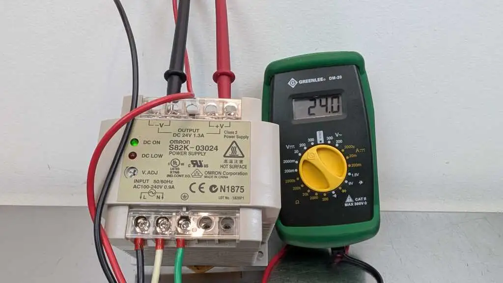 Omron S82K-03024 Power Supply 100-240VAC 0.9A to 24VDC 1.3A