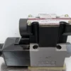 Toyooki HD3-2S-KcP-025A-WYA1 Solenoid Directional Control Valve 100/110VAC Coil