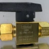 Parker 8Z-PR6-VT-B Brass Rotating Plug Valve 1/2" - Image 2